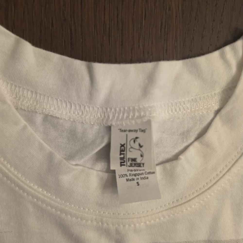 Stereo Skyline Graphic Band Tee in White and Black Size Small Never Worn - Picture 3 of 3